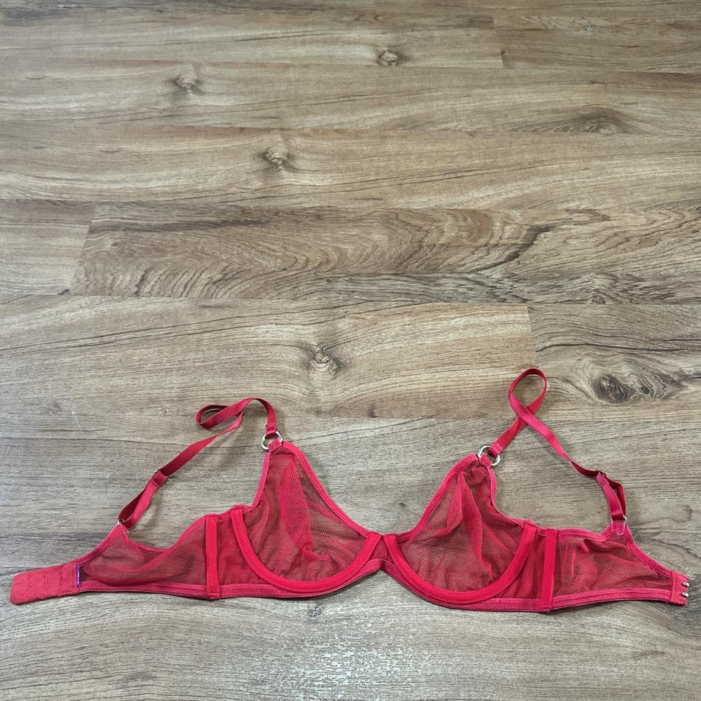 Red Mesh Underwire Bra - Picture 4 of 5